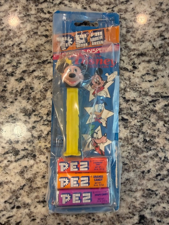 PEZ Other - Vintage - Disney Mickey Mouse Yellow PEZ Candy Dispenser | Box Damaged